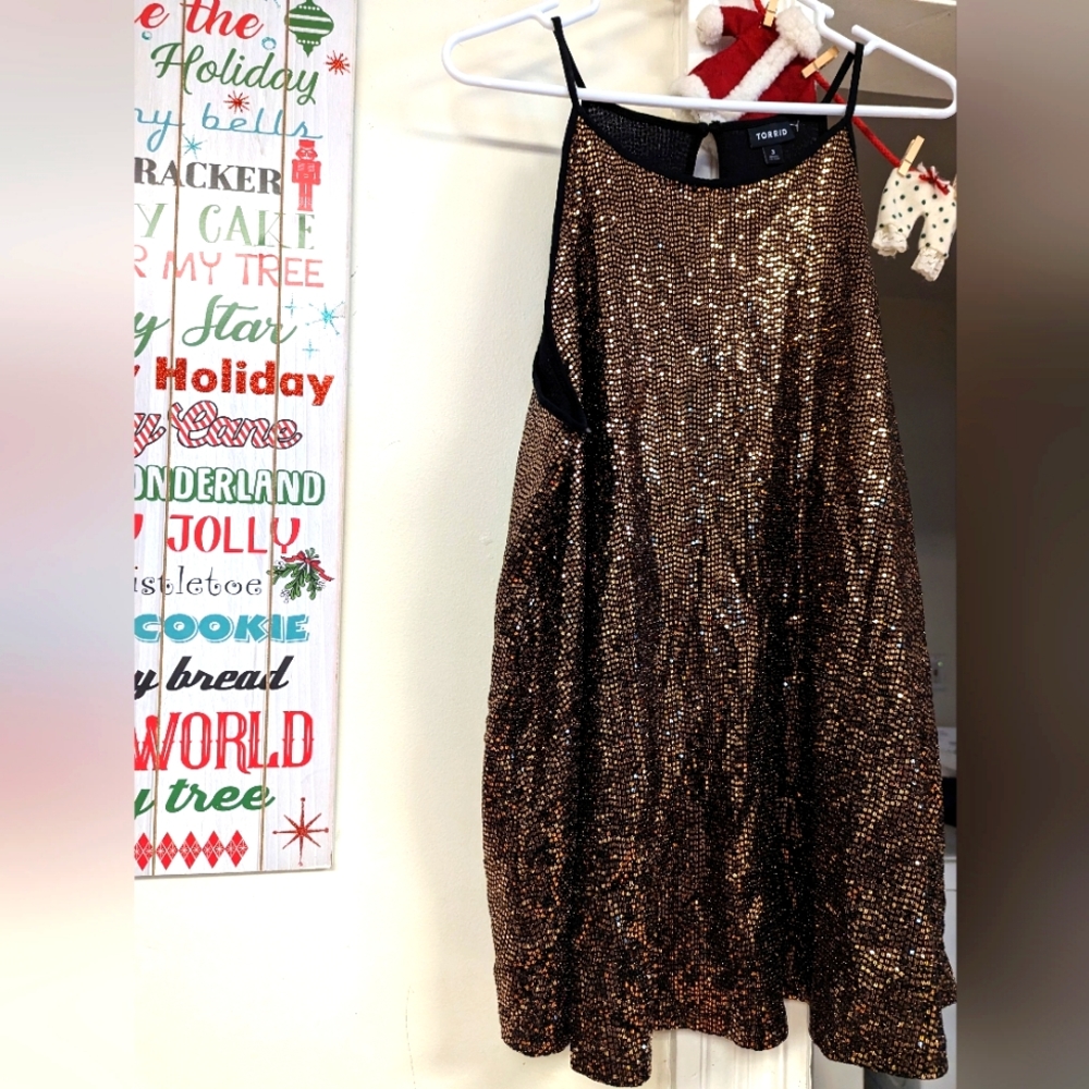 Torrid Black and Gold Tank